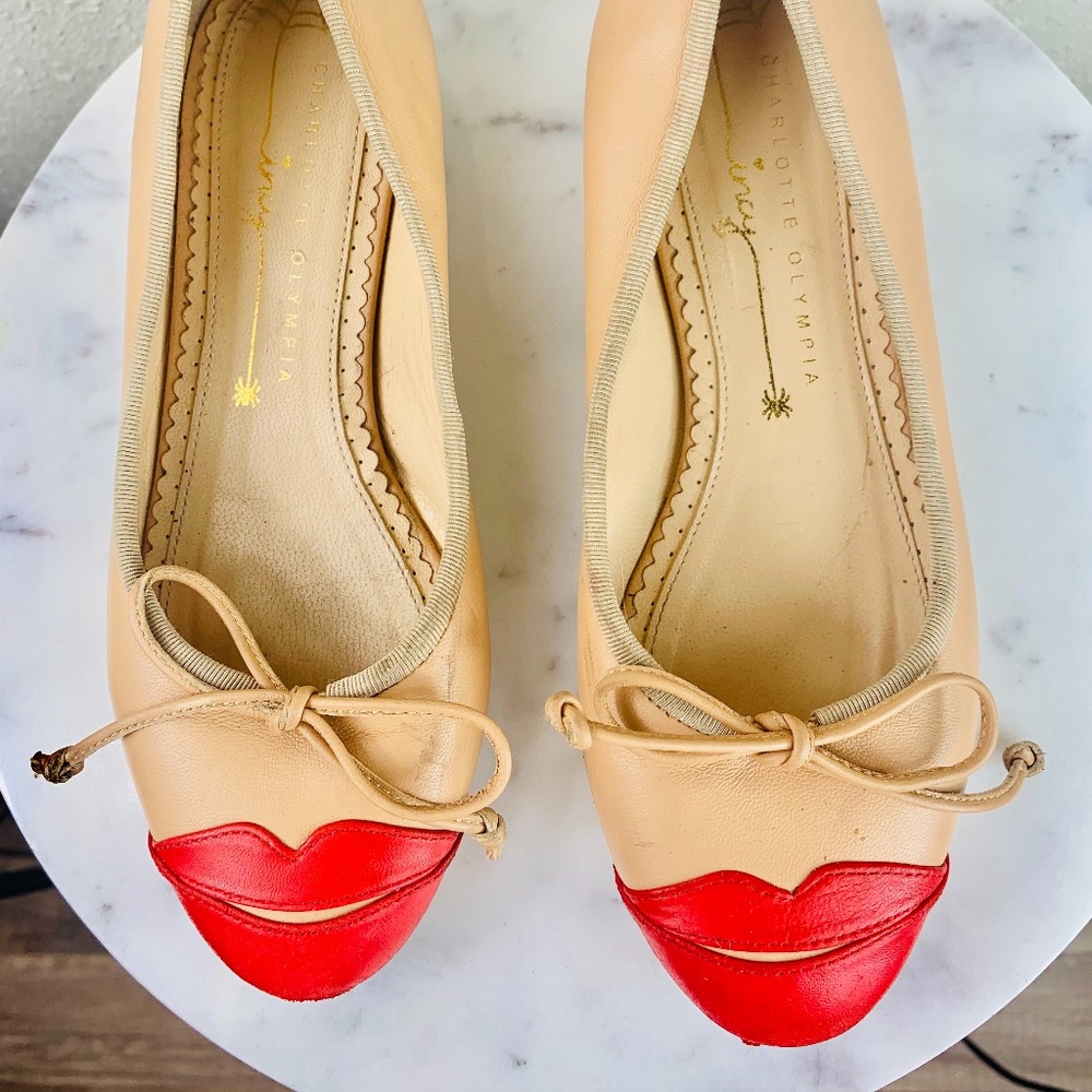 Charlotte Olympia Kiss Me Darcy Nude Flats KIDS